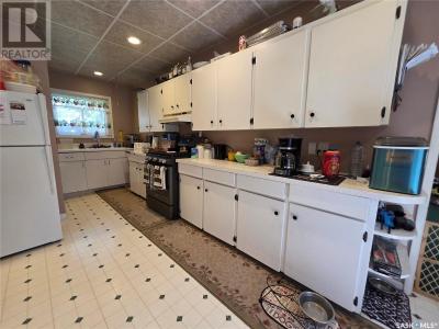432 LEONARD STREET, Herbert, Saskatchewan S0H 2A0, Kanada