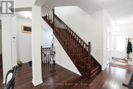 42 LOLA CRESCENT, Brampton (northwest Brampton), Ontario L7A 4J8, Kanada