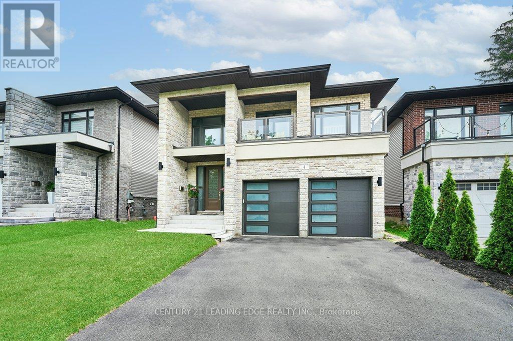 4 MANN STREET, Clarington (bowmanville), Ontario L1C 2H5, Kanada