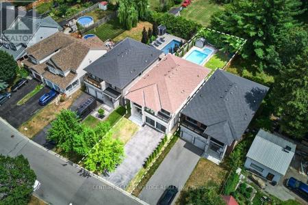 4 MANN STREET, Clarington (bowmanville), Ontario L1C 2H5, Kanada