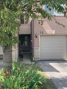5420 FALLINGBROOK DRIVE, Mississauga, Ontario L5V 2H6, CANADÁ