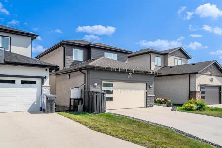143 LARRY VICKAR DRIVE EAST, Winnipeg, マニトバ R3W 0K3, カナダ