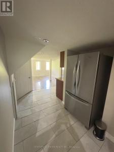 9 BORRELLI (BSMT) DRIVE, Brampton (credit Valley), Ontario L6Y 5W9, CANADÁ