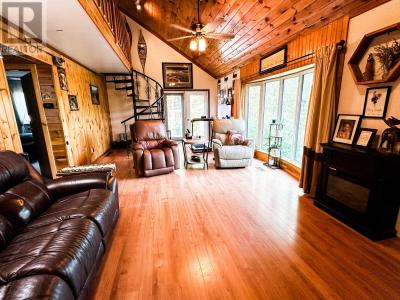3 RIVER RD, Red Lake, Ontario P0V 2M0, Canada