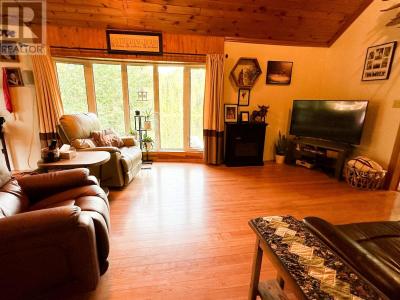 3 RIVER RD, Red Lake, Ontario P0V 2M0, Canada