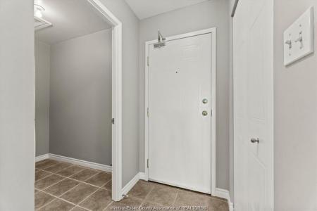 1390 LAUZON ROAD ROAD, Windsor, Ontario N8S 3N1, Canada