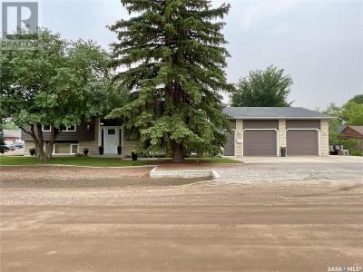 7 HARVEST BAY, Grand Coulee, Saskatchewan S4M 0A3, Canada