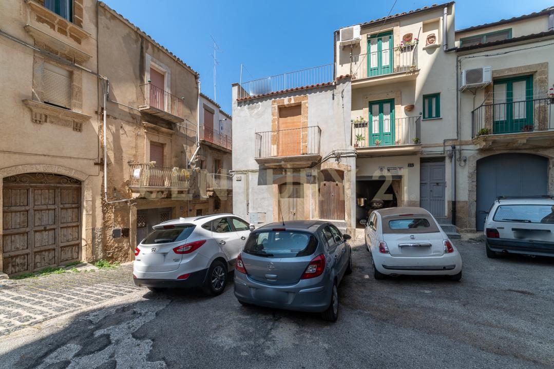 Caltagirone, Sicilia 95041, Italia