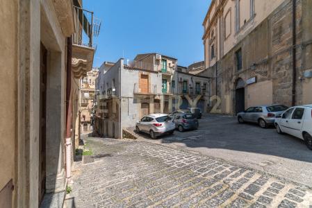 Caltagirone, Sicilia 95041, Italia