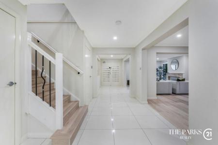 20 Broadbent Avenue, Middleton Grange, NSW 2171, 오스트레일리아