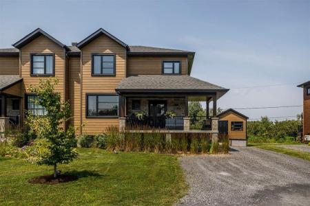 19 Av. de l'Auberge, Orford, Quebec J1X 6J3, Kanada