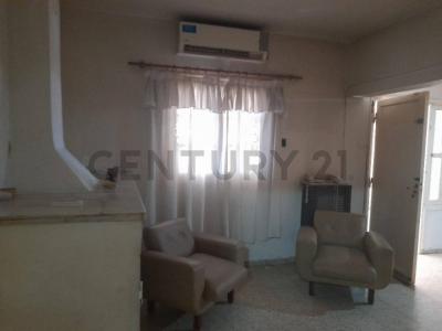 Paula Albarracín Sarmiento sur 2325, Rivadavia, San Juan 5400, Argentina