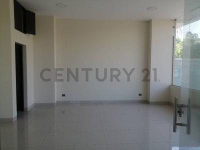 Este, Cochabamba 00001, Bolivia