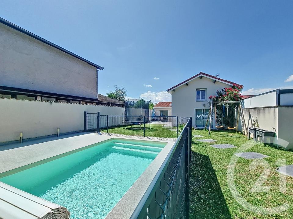 Estrablin, Rhône-Alpes 38780, France