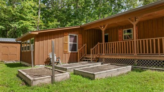 1054 County Road 106, Mentone, Alabama 35984, USA