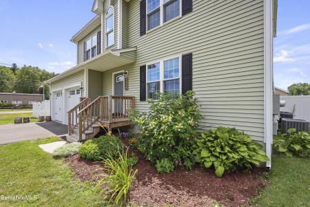 224 East St, Dalton, Massachusetts 01226