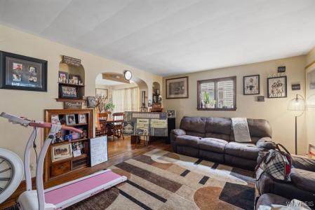 1623 Linwood Avenue, Niagara Falls, New York 14305