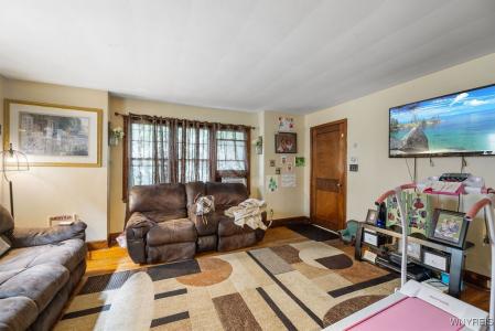 1623 Linwood Avenue, Niagara Falls, New York 14305