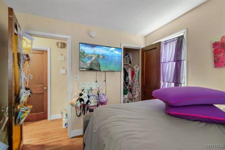 1623 Linwood Avenue, Niagara Falls, New York 14305