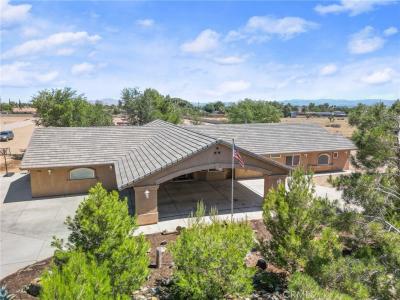 15230 Olive Street, Hesperia, California 92345, USA