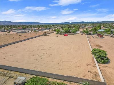 15230 Olive Street, Hesperia, كاليفورنيا 92345, الولايات المتحدة