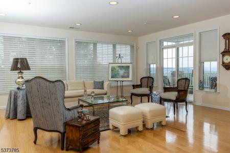 3212 Franklin Ln , 212, Rockaway Twp., NJ 07866-5819, USA