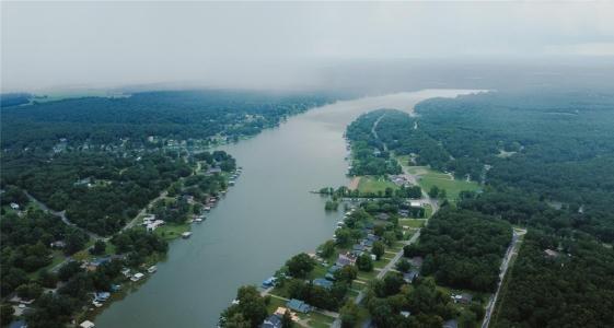 2466 Sanchez Drive, Cuba, Missouri 65453, USA
