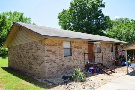 385 S Teehee Drive, Tahlequah, Oklahoma 74464