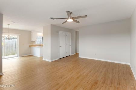 2421 Minnesota Avenue, Lynn Haven, Florida 32444, USA