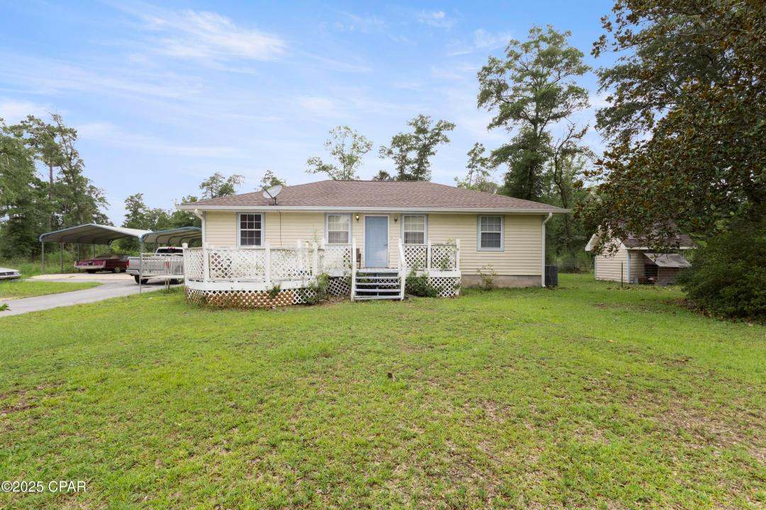 2192 Pike Pond Road, Alford, 佛羅里達州 32420, 美國