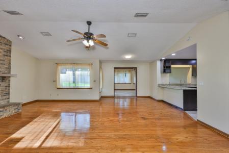 102 Cash Dr, Seffner, פלורידה 33584, ארצות הברית של אמריקה