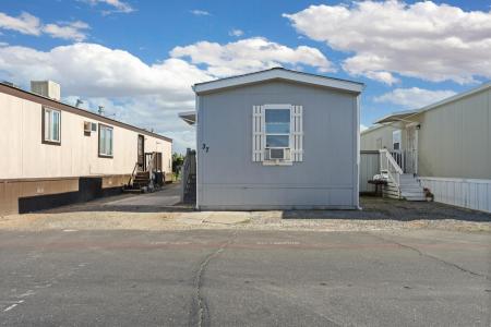 555 Moffat Blvd 37, Manteca, Kalifornia 95336, USA