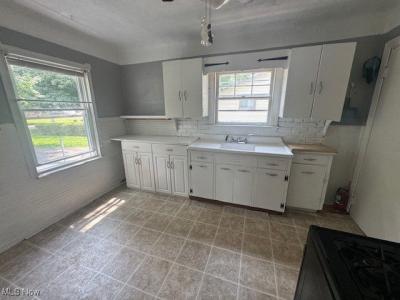 34139 Beach Park Avenue, Eastlake, Ohio 44095, Stati Uniti