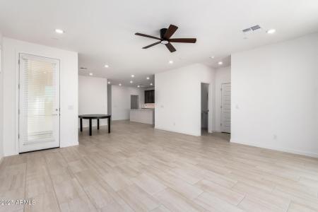 6777 W MOLLY Lane, Peoria, אריזונה 85383, ארצות הברית של אמריקה 