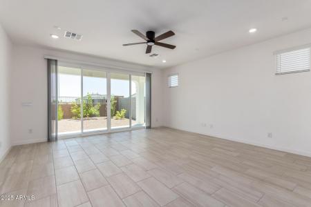 6777 W MOLLY Lane, Peoria, אריזונה 85383, ארצות הברית של אמריקה 
