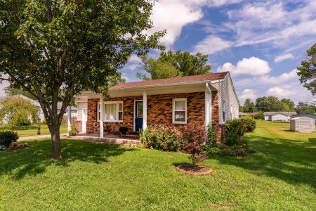1704 W Copeland, Marion, Illinois 62959, Stati Uniti