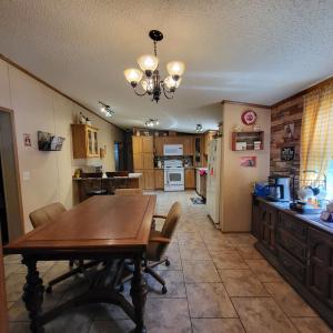 136 Shadow Rock Lake Rd., Poplar Blluff, Missouri 63901, USA