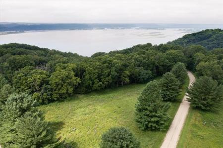 3.23 Acres Lot 76 & 77 Hawk Point Rd, Ferryville, Wisconsin 54628, Stati Uniti
