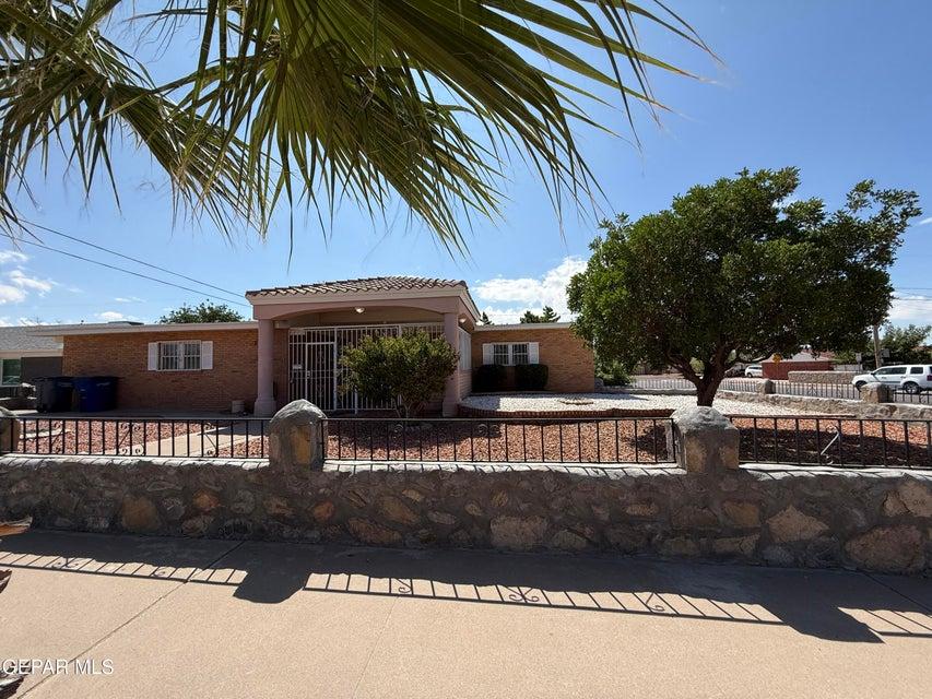 3300 Cornwall Road, El Paso, Техас 79925, Соединенные Штаты