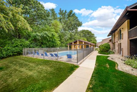 1100 Holbrook Rd Unit D, Homewood, Иллинойс 60430, Соединенные Штаты