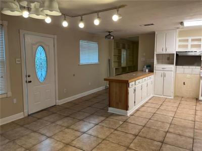 4837 ACADEMY Drive, Metairie, Louisiana 70003, USA