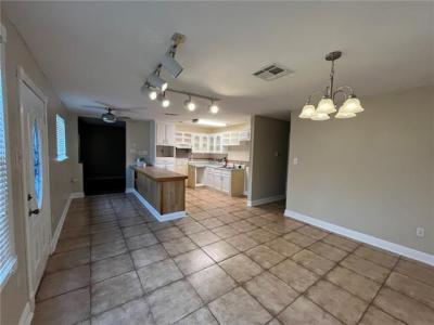 4837 ACADEMY Drive, Metairie, Louisiana 70003, USA
