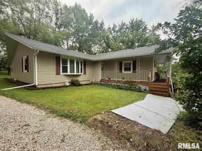 757 Knox Rd 1025E, Gilson, Illinois 61436, USA