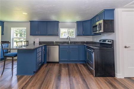 105 Becks Run Rd, Coraopolis, Pennsylvania 15108, USA