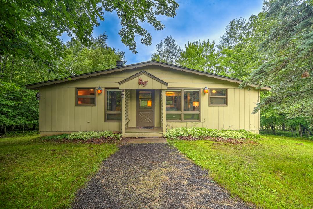 4374 Morning Star Drive, Danbury, Wisconsin 54830