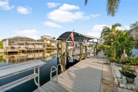 2396 Sycamore Street, St James City, Florida 33956, USA