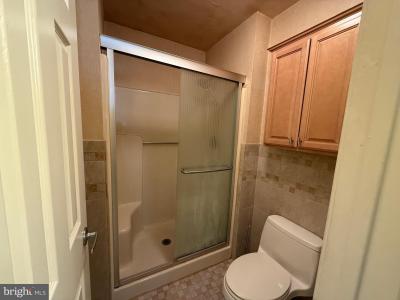 10 EASTON DRIVE, SICKLERVILLE, NJ 08081, USA