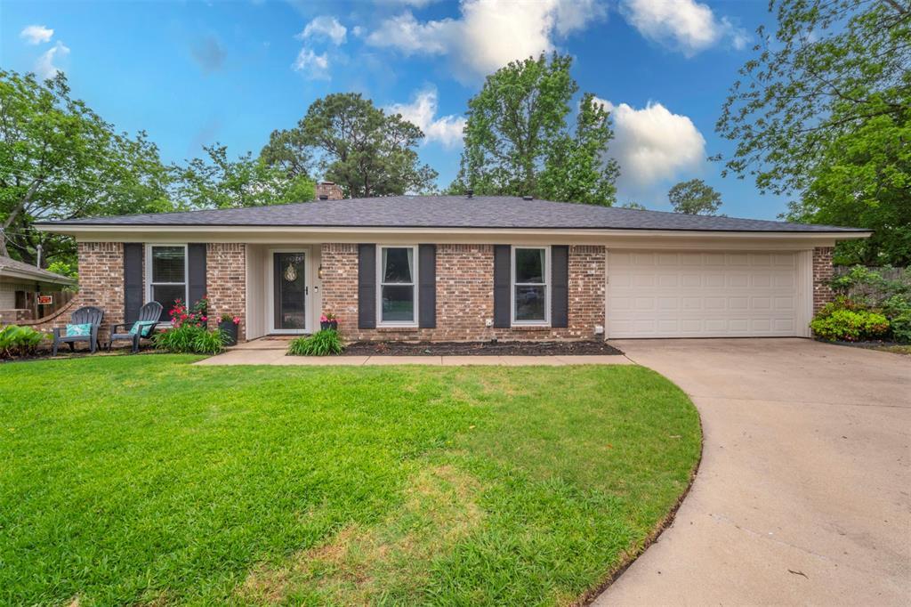 608 Spring Lake Drive, Bedford, 德克薩斯州 76021, 美國