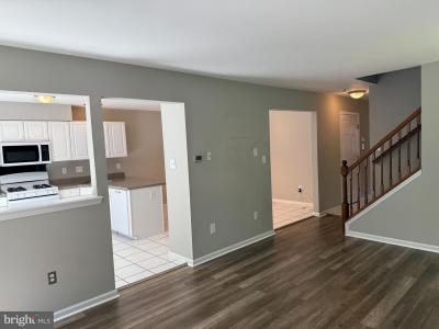 4 JUNIPER LANE, BLACKWOOD, New Jersey 08012