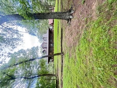 13 Artesian Well Road, New Blaine, Arkansas 72851, USA